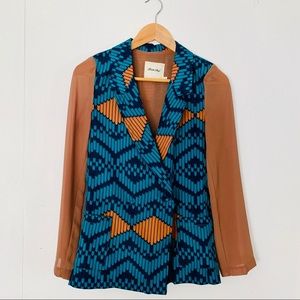 Pattern blazer with sheer sleeves